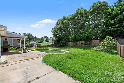 2122 Gillette Drive, Clover, SC 29710 - Photo 6