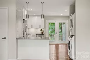 1741 Herrin Ave, Charlotte, NC 28205 - Photo 12