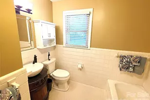 2925 4th St Dr NE, Hickory, NC 28601 - Photo 12