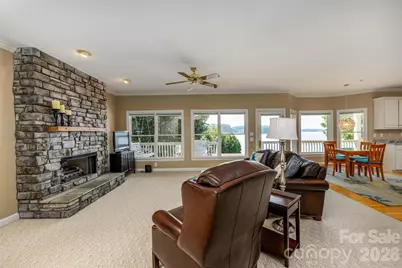 111 Leesburg Lane, Troutman, NC 28166 - Photo 8
