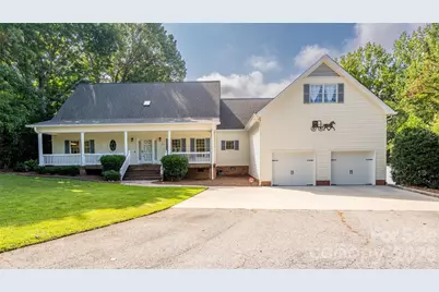 111 Leesburg Lane, Troutman, NC 28166 - Photo 2