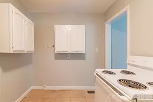 1812 Catherine Simmons Ave, Charlotte, NC 28216 - Photo 14