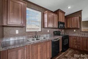 1760 Beachwood Rd, Mooresboro, NC 28114 - Photo 12