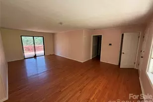 517 Goldwater St, Shelby, NC 28152 - Photo 6