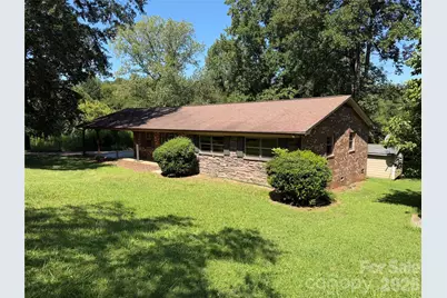 517 Goldwater Street, Shelby, NC 28152 - Photo 2