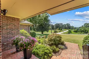 402 Catawba St, Morganton, NC 28655 - Photo 4