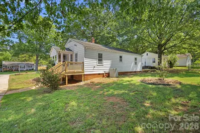1127 Thompson Avenue, Charlotte, NC 28216 - Photo 14
