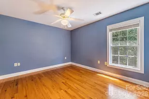 896 W Pointe Dr, Asheville, NC 28806 - Photo 24