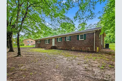 211 Lakeview Road, Cherryville, NC 28021 - Photo 4