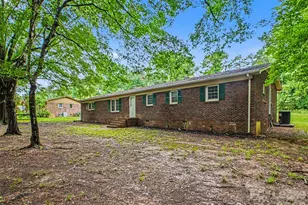 211 Lakeview Rd, Cherryville, NC 28021 - Photo 4