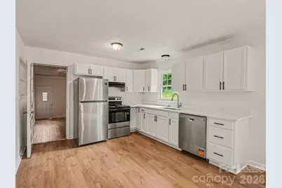 211 Lakeview Road, Cherryville, NC 28021 - Photo 8
