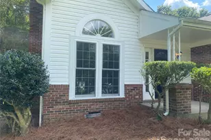 11101 Deerpath Ct, Charlotte, NC 28262 - Photo 32