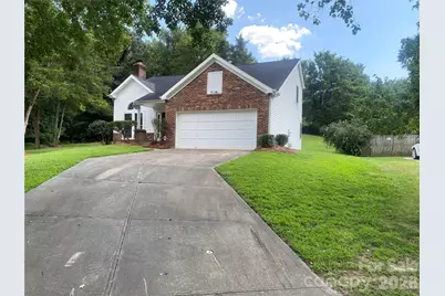 11101 Deerpath Court, Charlotte, NC 28262 - Photo 2