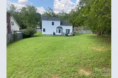 11101 Deerpath Court, Charlotte, NC 28262 - Photo 8
