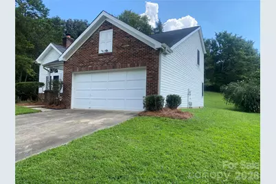 11101 Deerpath Court, Charlotte, NC 28262 - Photo 12