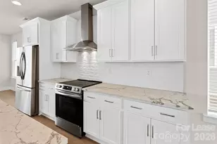 6017 Irwins Br Dr, Charlotte, NC 28217 - Photo 12