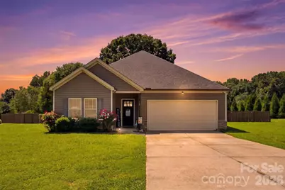142 Donsdale Drive, Statesville, NC 28625 - Photo 1