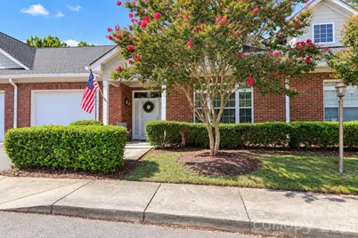 908 Davie Avenue #C, Statesville, NC 28677 - Photo 2