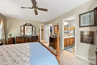 6134 Hickory Forest Drive, Charlotte, NC 28277 - Photo 22