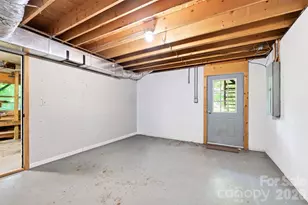 336 Hidden Creek Ln, Burnsville, NC 28714 - Photo 20