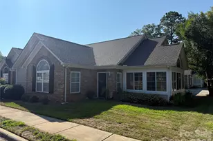 232 Lone Oak Cir, Rock Hill, SC 29732 - Photo 2