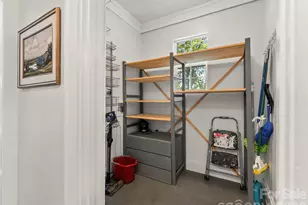 1 Kenilworth Rd, Asheville, NC 28803 - Photo 34