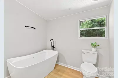 190 Pinewood Knoll Drive, Hendersonville, NC 28739 - Photo 10