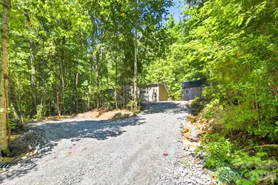 190 Pinewood Knoll Drive, Hendersonville, NC 28739 - Photo 18