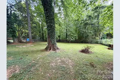 3512 Winterfield Place, Charlotte, NC 28205 - Photo 18