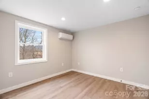 2383 Dutch Cove Rd, Canton, NC 28716 - Photo 10