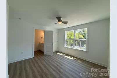 2100 Bombay Way, Charlotte, NC 28208 - Photo 8