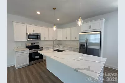 2100 Bombay Way, Charlotte, NC 28208 - Photo 4