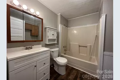 142 E Catawba Avenue, Mount Holly, NC 28120 - Photo 8