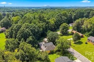 717 2nd St Pl SW, Conover, NC 28613 - Photo 16