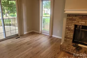 1275 Grady Ln, Hickory, NC 28602 - Photo 8