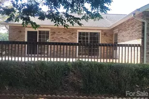 1275 Grady Ln, Hickory, NC 28602 - Photo 6