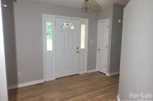 1275 Grady Ln, Hickory, NC 28602 - Photo 16