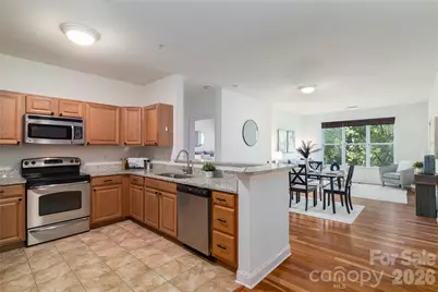 1000 E Woodlawn Road #217, Charlotte, NC 28209 - Photo 4