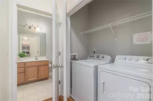1000 E Woodlawn Rd, Charlotte, NC 28209 - Photo 20