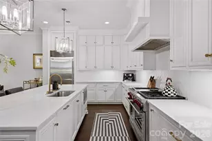 2428 Vail Ave, Charlotte, NC 28207 - Photo 8