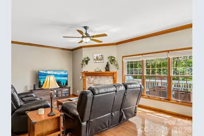 16 Hobe Crest, Hendersonville, NC 28792 - Photo 6