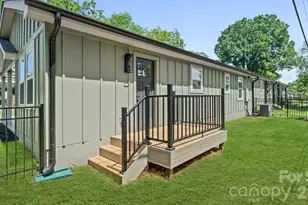 125 Oregon St, Charlotte, NC 28208 - Photo 2