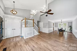 3801 Melshire Ln, Charlotte, NC 28269 - Photo 6