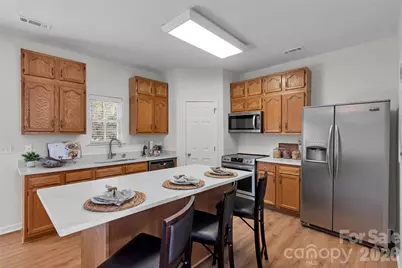 9132 Royal Highlands Court, Charlotte, NC 28277 - Photo 16