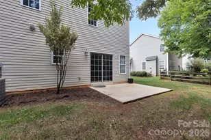 9132 Royal Highlands Ct, Charlotte, NC 28277 - Photo 36
