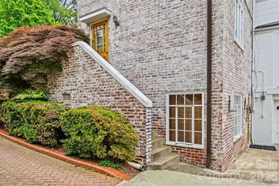1858 Queens Road W, Charlotte, NC 28207 - Photo 24