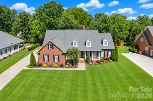 5480 Glen Forest Dr, Charlotte, NC 28226 - Photo 10