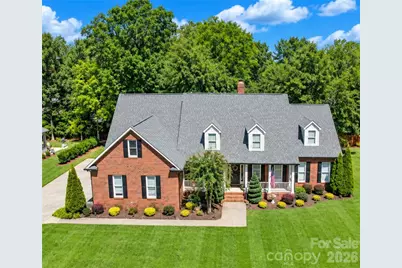 5480 Glen Forest Drive, Charlotte, NC 28226 - Photo 1
