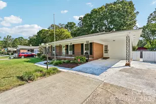 1926 Taylor Dr, Gastonia, NC 28052 - Photo 2