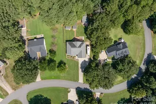 136 Gibralter Point Rd, Dallas, NC 28034 - Photo 32
